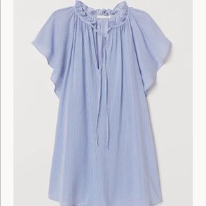 H&M mama maternity butterfly sleeved striped airy